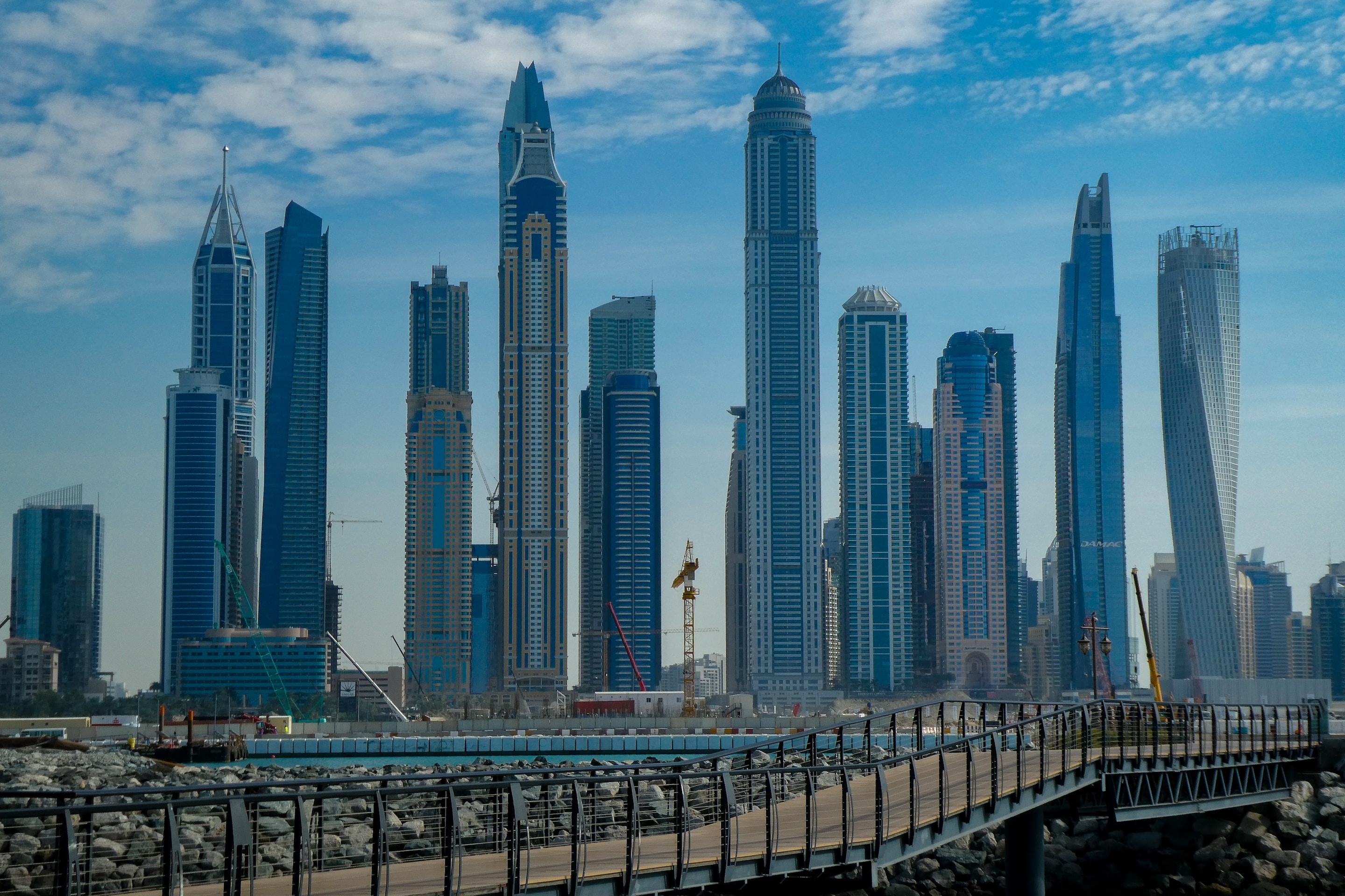 Who pays property transfer fee in Dubai?